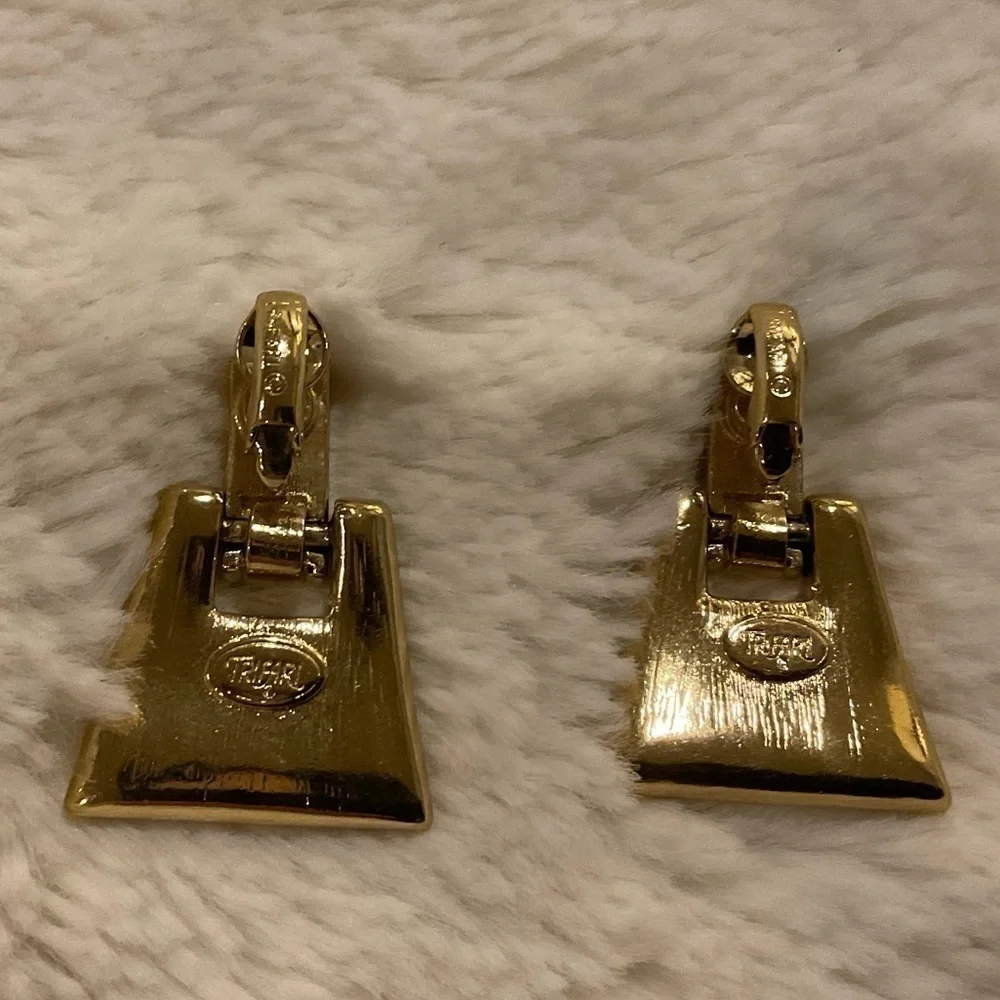 Trifari vintage Art Deco design clip on earrings, 1980’s era - Picture 11 of 12